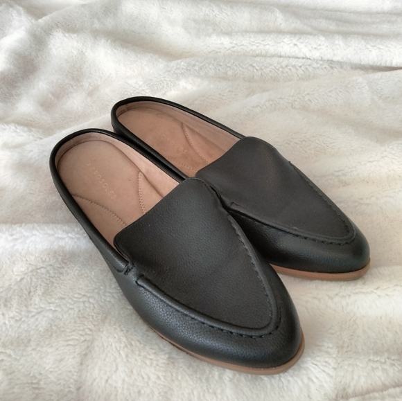 Aerosoles Black Loafers - Picture 2 of 7